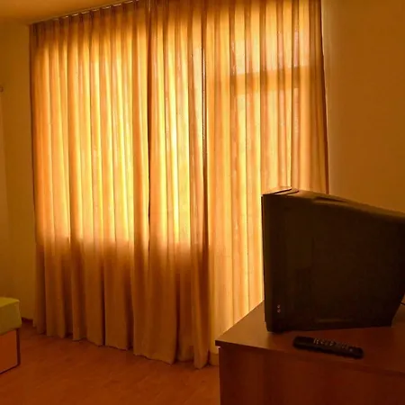 Vrublevsky's - 300m From The Beach, Free Wifi Апартамент Слънчев бряг